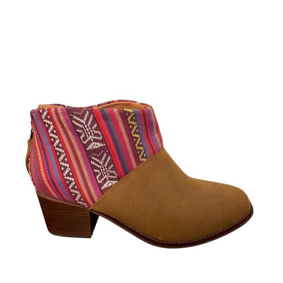 Toms Leila Ankle Boot Tan Suede Aztec Size 8.5 NEW - Picture 1 of 5